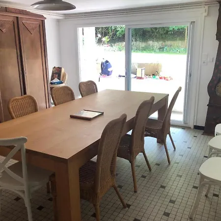 Grande Maison Familiale, Calme, Tranquille, 900 M De La