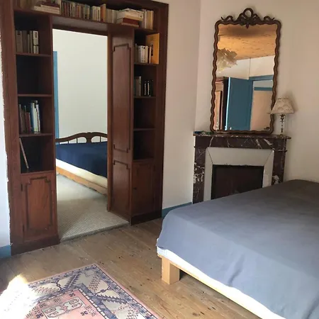 Grande Maison Familiale, Calme, Tranquille, 900 M De La *