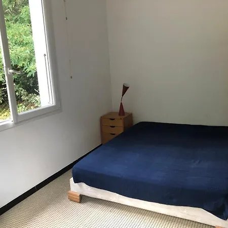 Grande Maison Familiale, Calme, Tranquille, 900 M De La *