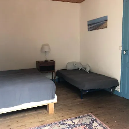 Hébergement de vacances Grande Maison Familiale, Calme, Tranquille, 900 M De La