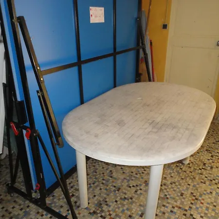 Hébergement de vacances Grande Maison Familiale, Calme, Tranquille, 900 M De La *