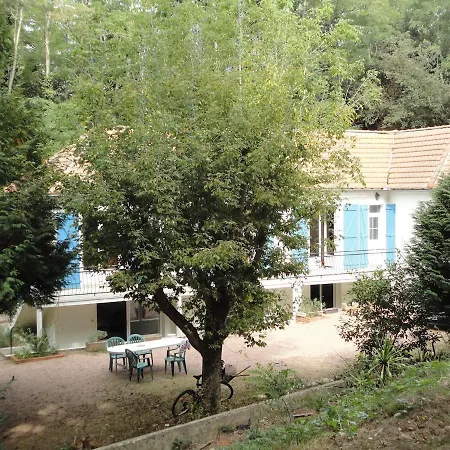 Hébergement de vacances Grande Maison Familiale, Calme, Tranquille, 900 M De La *