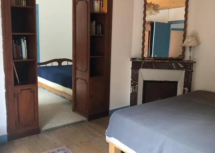 Grande Maison Familiale, Calme, Tranquille, 900 M De La *