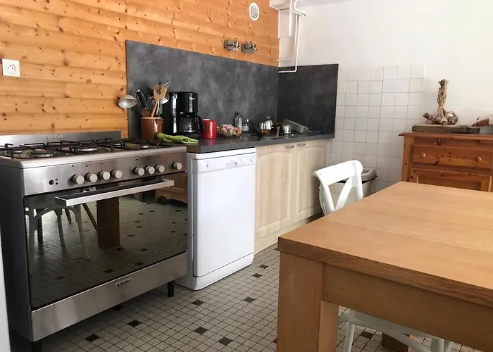 Grande Maison Familiale, Calme, Tranquille, 900 M De La Tatil Evi Longeville-sur-Mer